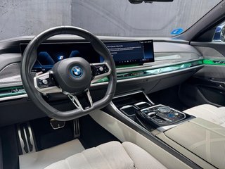 BMW i7 xDrive60 400 kW (544 CV)