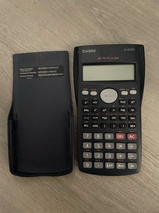 Calculadora Científica Casio fx-82MS
