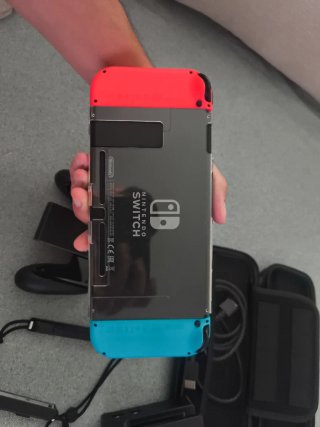 Nintendo Switch Azul/Rojo sin apenas uso , nueva