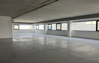 Nave industrial en alquiler en Bufalà en Badalona
