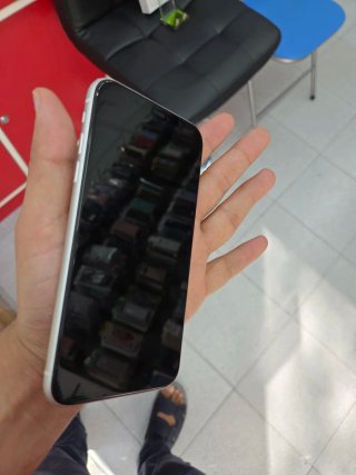 iPhone 11 128GB Morado Reacondicionado