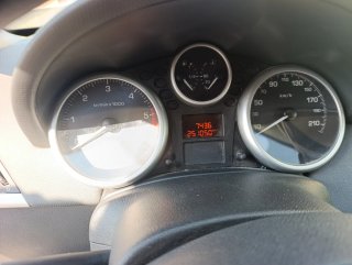 Peugeot 207 2011