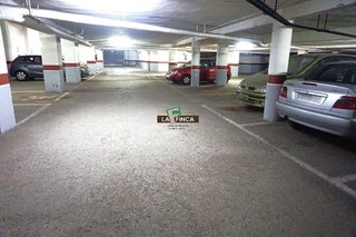 Garaje en venta en Milán - Pumarín - Teatinos en Oviedo