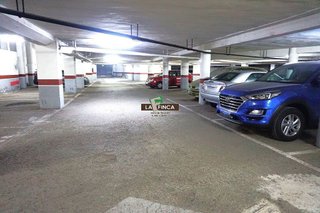 Garaje en venta en Milán - Pumarín - Teatinos en Oviedo
