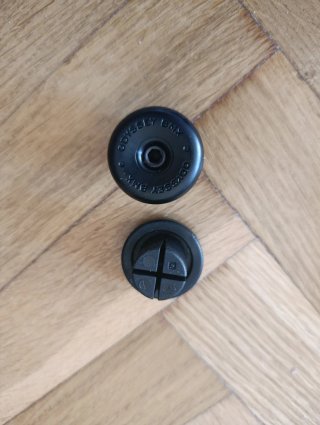 Puños Odyssey BMX con tapones