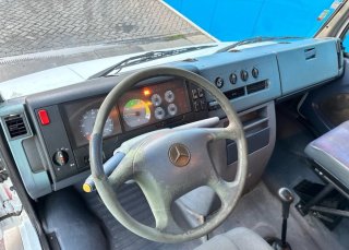 Camión Mercedes 815