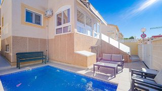 Chalet en venta en Altos - La Florida en Orihuela