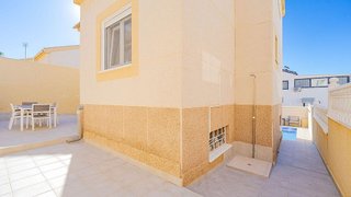 Chalet en venta en Altos - La Florida en Orihuela