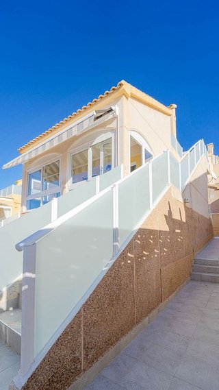 Chalet en venta en Altos - La Florida en Orihuela