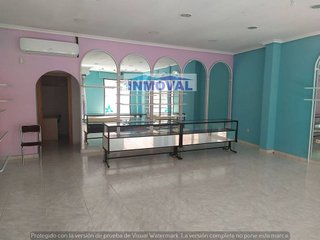 Local comercial en alquiler en Centro en Valdepeñas
