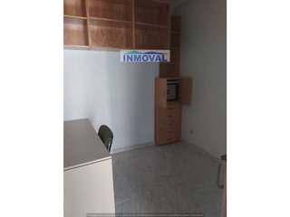 Local comercial en alquiler en Centro en Valdepeñas