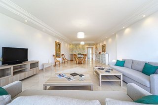 Piso en alquiler en Los Naranjos - Las Brisas en Marbella
