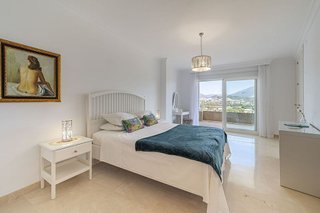 Piso en alquiler en Los Naranjos - Las Brisas en Marbella