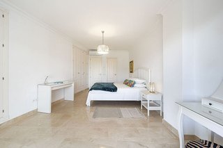 Piso en alquiler en Los Naranjos - Las Brisas en Marbella