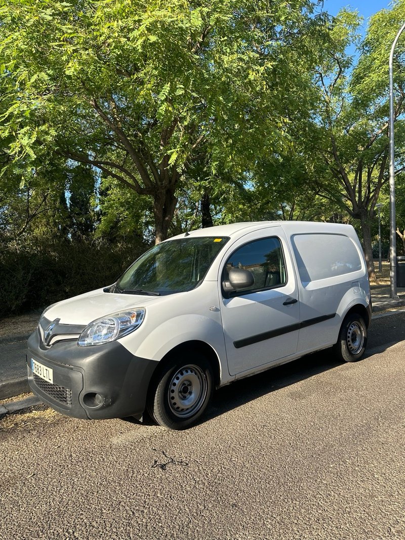 Renault Kangoo 2021 - foto 1