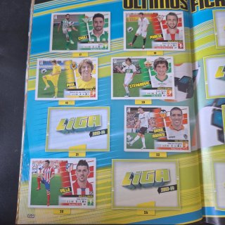 Álbum Liga Este 2013-14 con 450 cromos