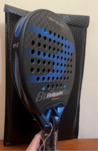 BULLPADEL VERTEX 05 HYBRID