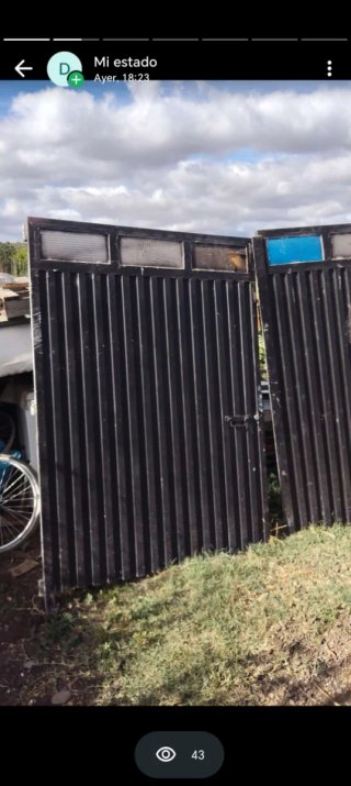 Puerta de hierro doble