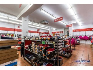 Local comercial en venta en Cementiri Vell en Terrassa