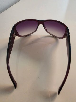 Gafas de sol Calvin Klein moradas