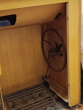 Máquina de coser antigua Wertheim modelo Rápida SA