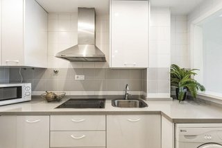 Ático en venta en Nueva Andalucía centro en Marbella