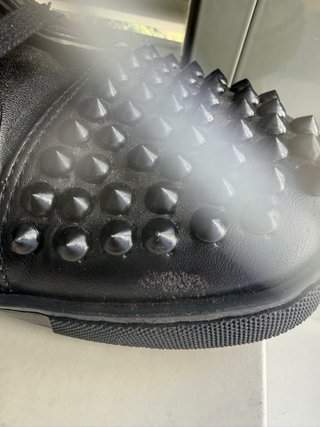 Christian Louboutin T.41 Piel Negra Tachuelas (13)
