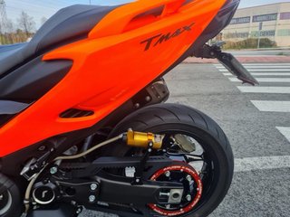 Yamaha TMAX 560 preparada ACEPTO CAMBIO