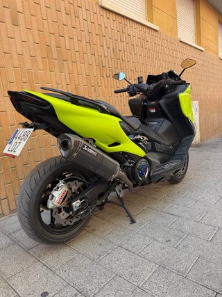 Yamaha TMAX 560 preparada ACEPTO CAMBIO
