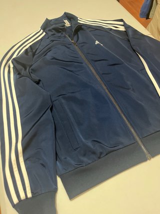 Chaqueta Adidas Azul con Rayas Blancas