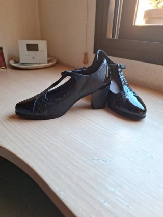 Zapatos Pitillos Tacon Talla 39 Negros