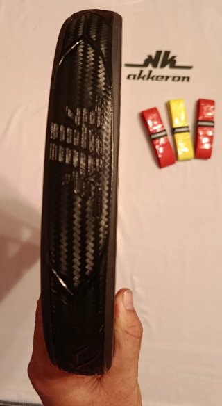 PALA DE PADEL AKKERON COBRA BLACK A22.