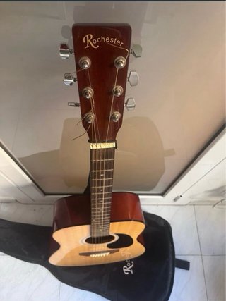 Guitarra acústica Rochester