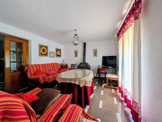 Casa pareada en venta en Montefrío