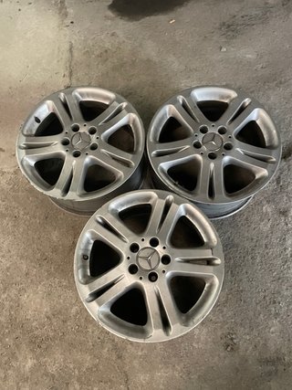 3 Llantas Mercedes Plata