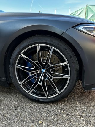 BMW M4 competition