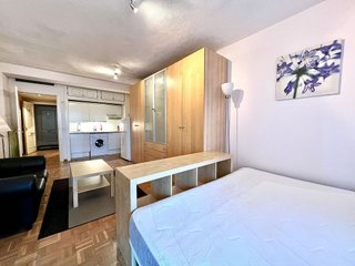 Estudio en alquiler en Peñagrande en Madrid