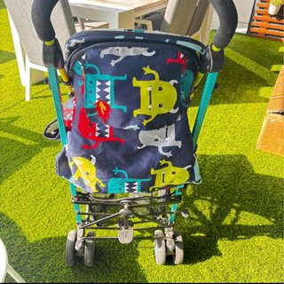 Silla de paseo ligera Cosatto.