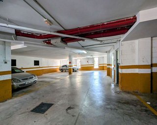 Garaje en venta en Loja