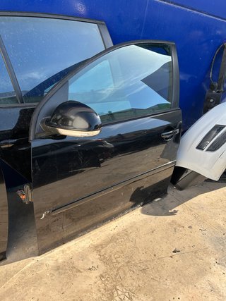 Puertas Golf 5 Negras (Se venden por separado)