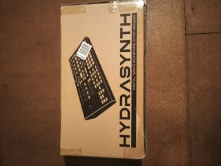 Caja completa Hydrasynth Digital Wave Morphing Syn