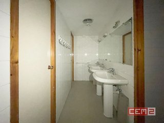 Local comercial en venta en Ensanche en Pamplona