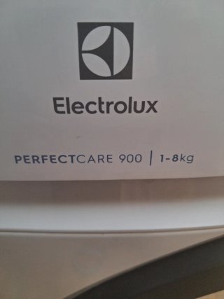 Secadora Electrolux PerfectCare 900 (1-8 kg)