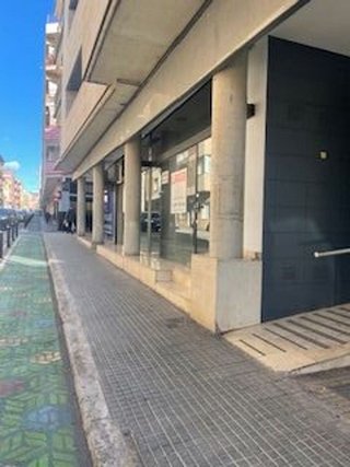 Local comercial en alquiler en Ca n'Aurell en Terrassa