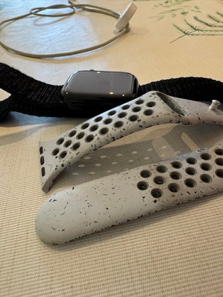 Apple Watch Series 11 Negro/Gris