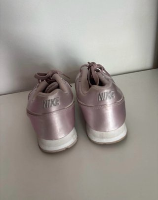 Zapatillas Nike satinadas