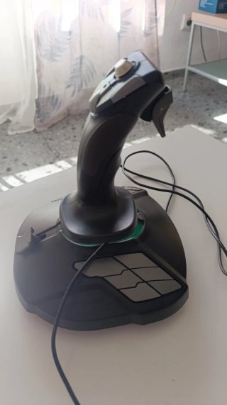 Thrustmaster T.16000M Joystick PC