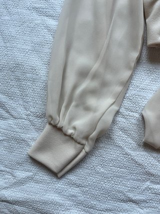 Top blanco manga larga espalda descubierta