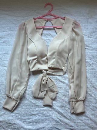 Top blanco manga larga espalda descubierta