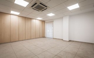 Local comercial en alquiler en Puerto Banús en Marbella